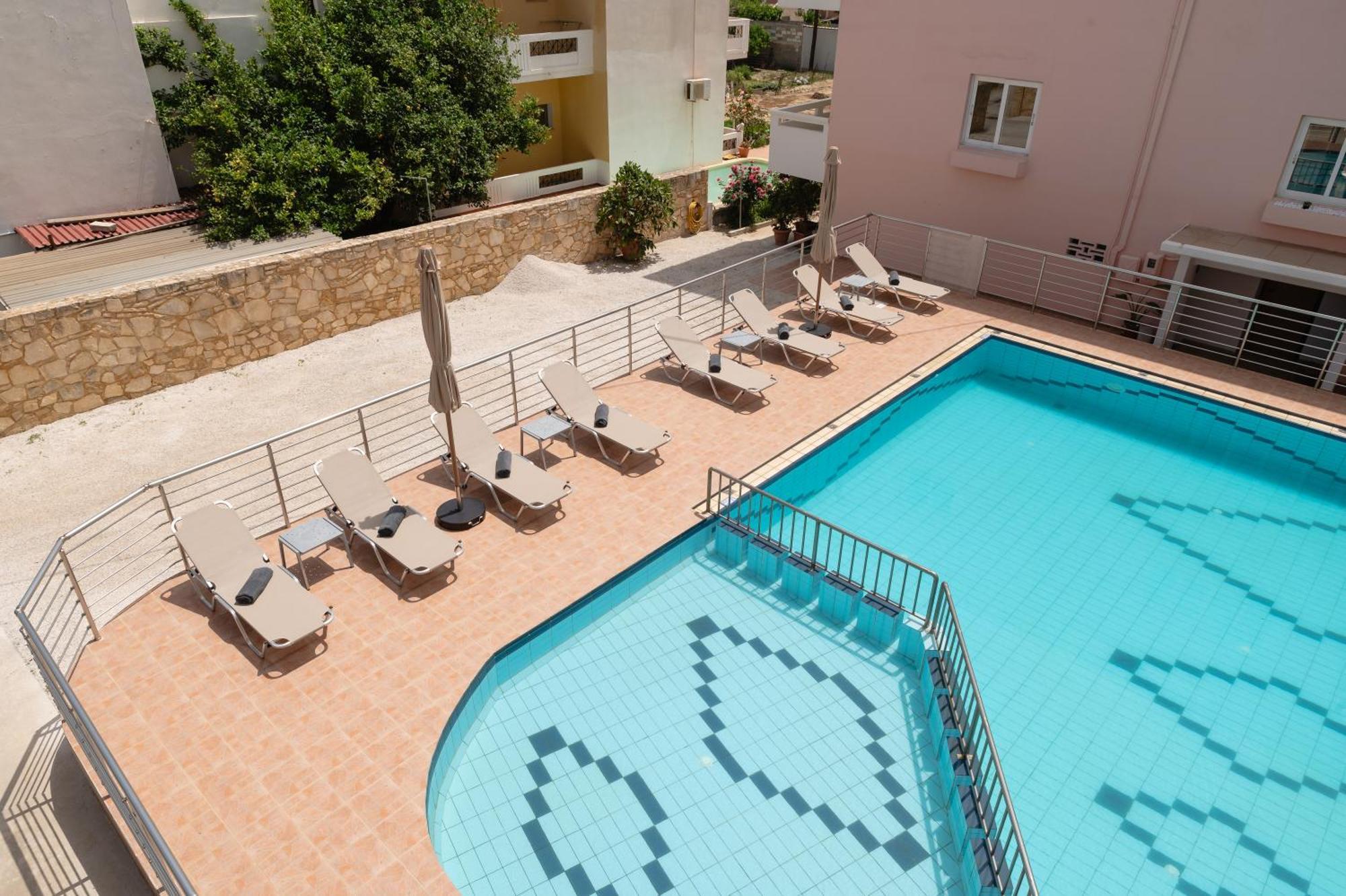 Thelesi Apartments Stalós 외부 사진